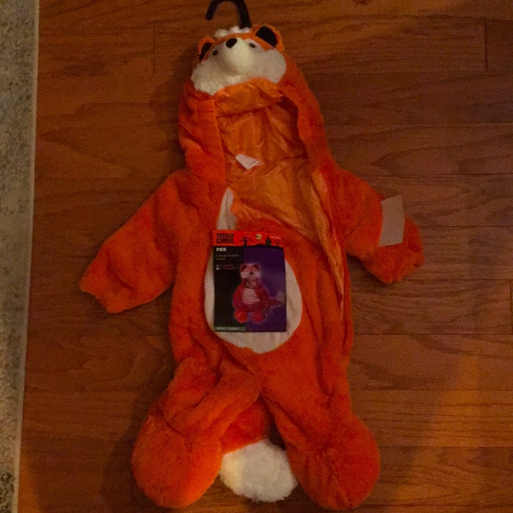 Brand new baby fox costume 0 to 6 months
